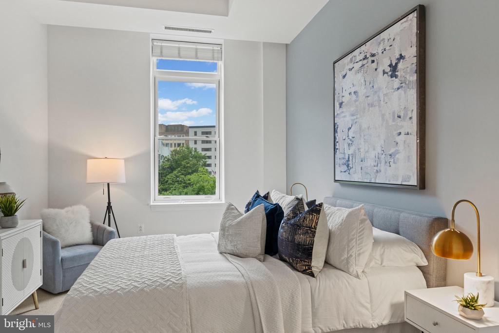 2425 L St NW #328 - Washington DC