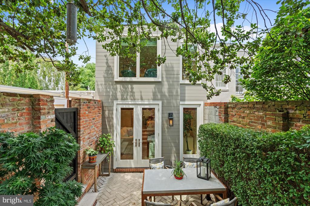 3274 P St. NW - Washington DC