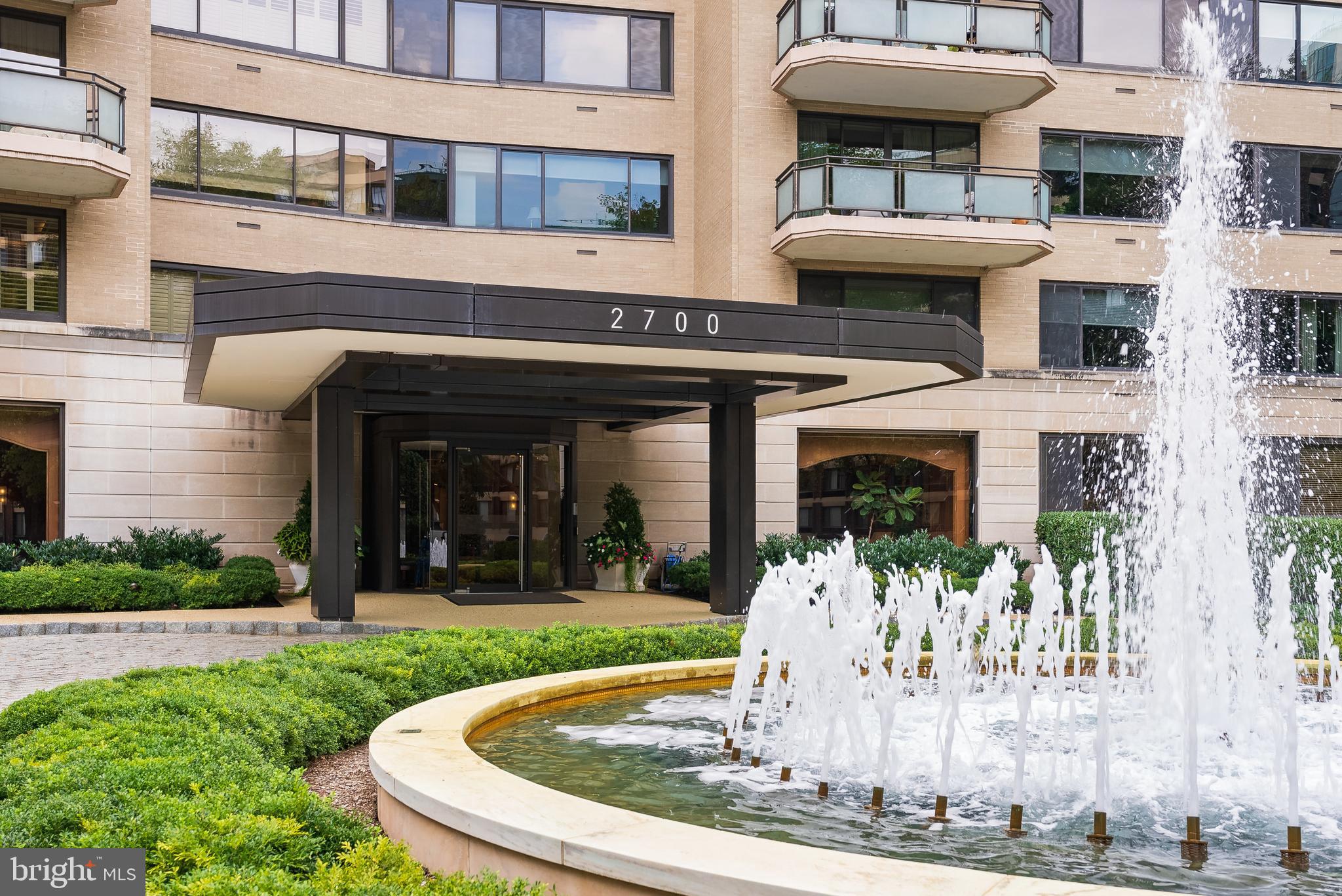 2700 CALVERT STREET NW 418