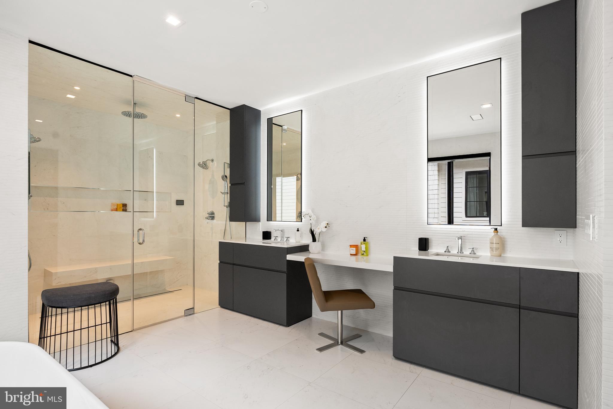 5068 SHERIER PLACE NW