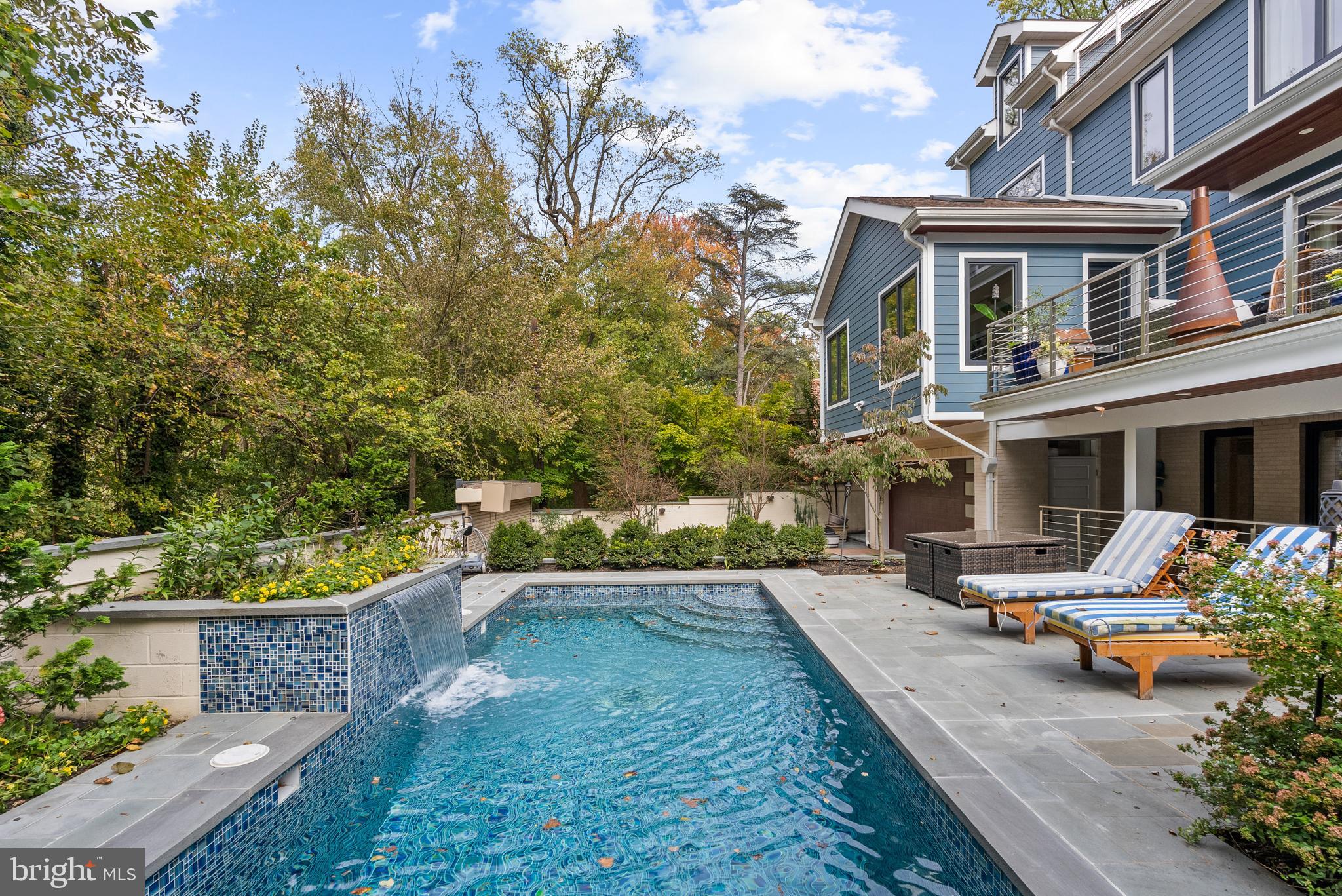 5152 LINNEAN TERRACE NW