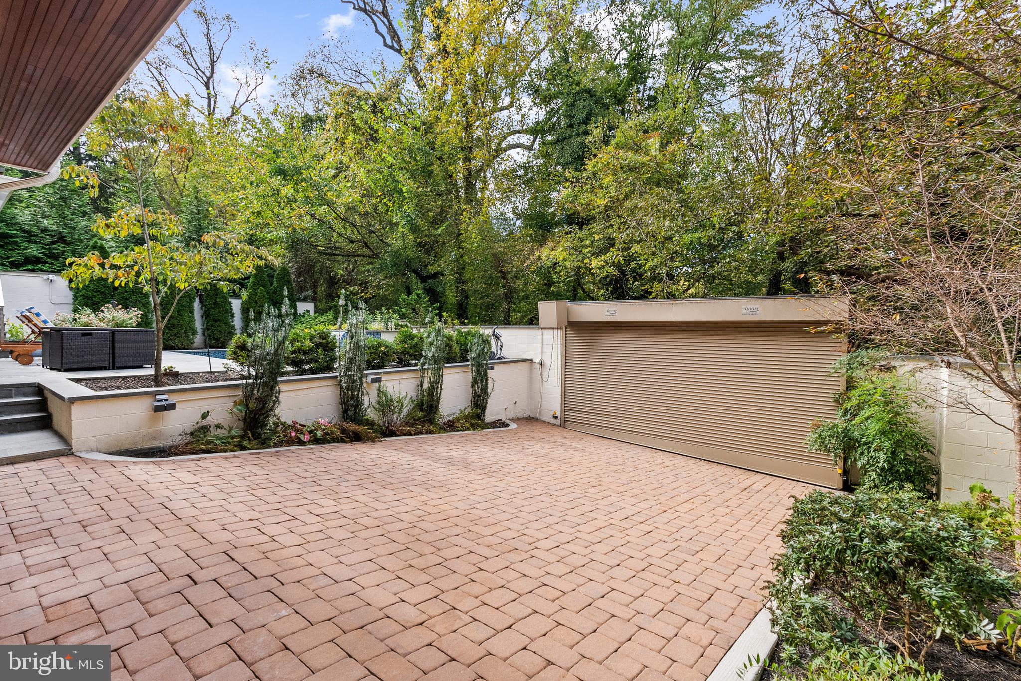 5152 LINNEAN TERRACE NW