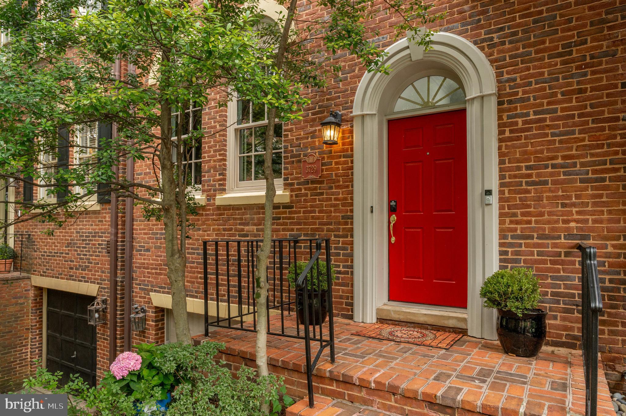 3729 WINFIELD LANE NW