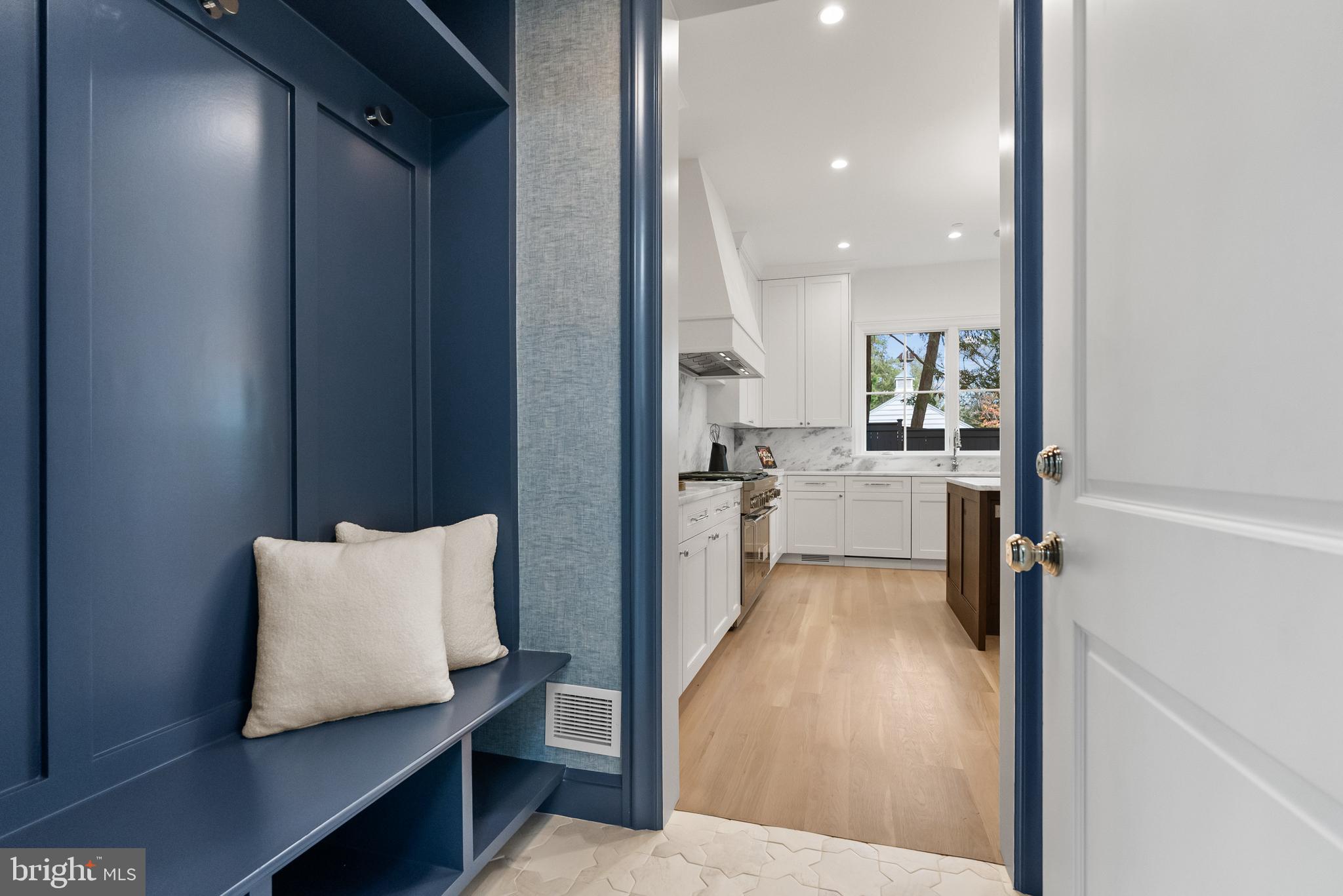 4905 VAN NESS STREET NW