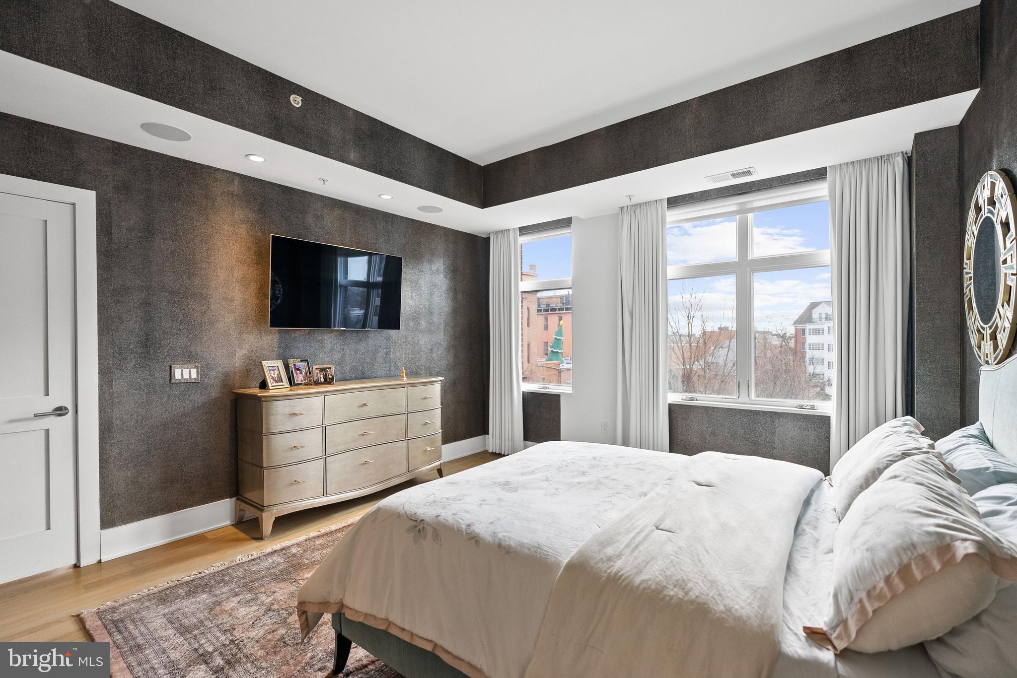 2225 CALIFORNIA STREET NW PH1