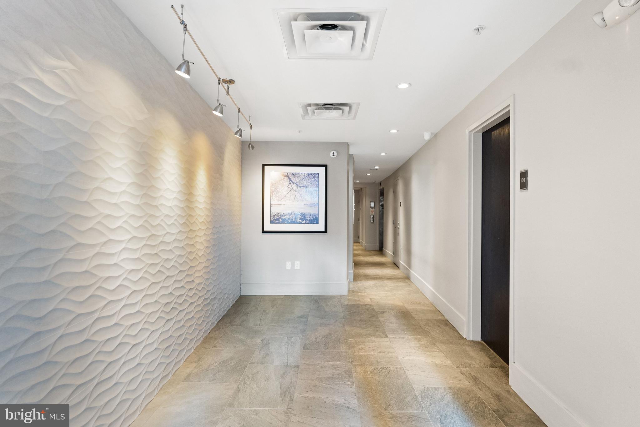 2225 CALIFORNIA STREET NW PH1