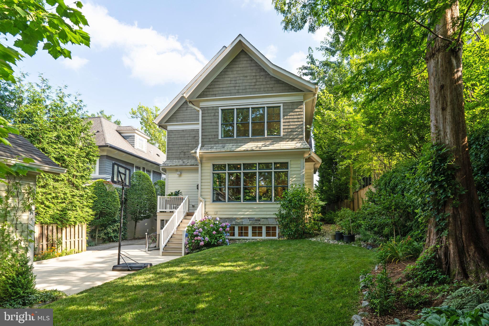 4421 LOWELL STREET NW