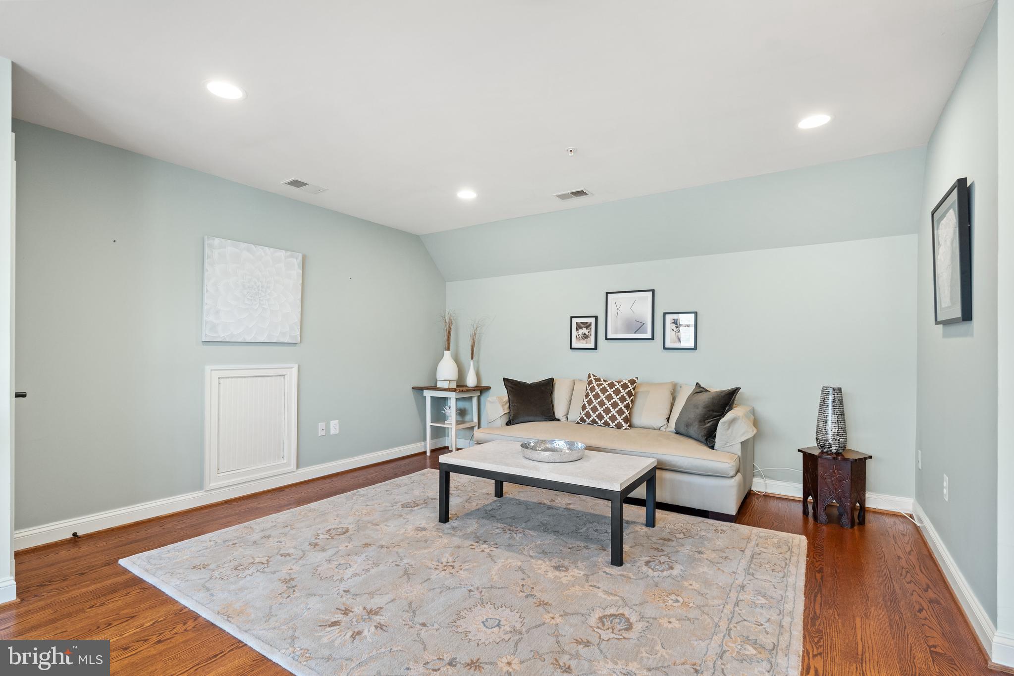 4421 LOWELL STREET NW