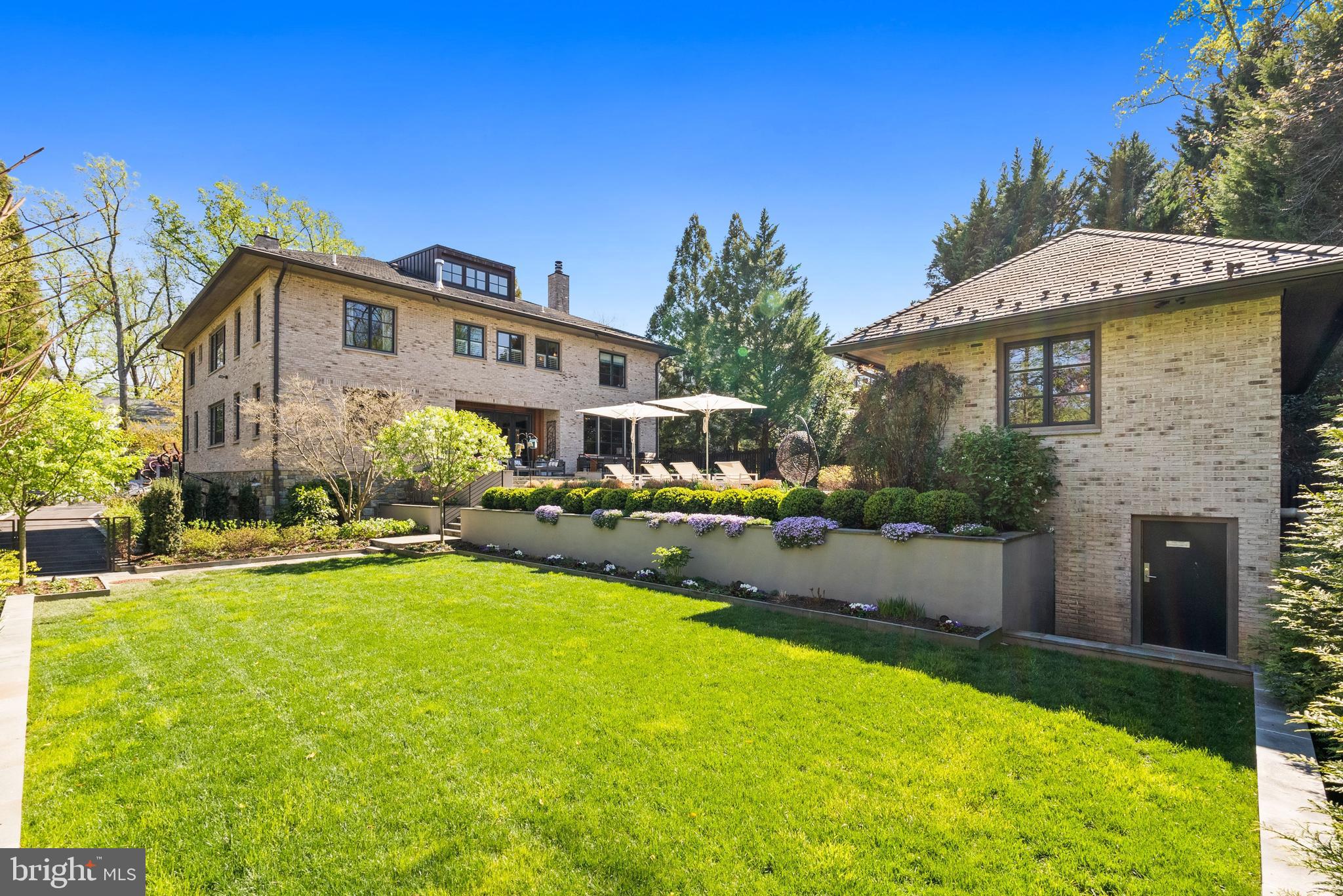 2845 CHESTERFIELD PLACE NW