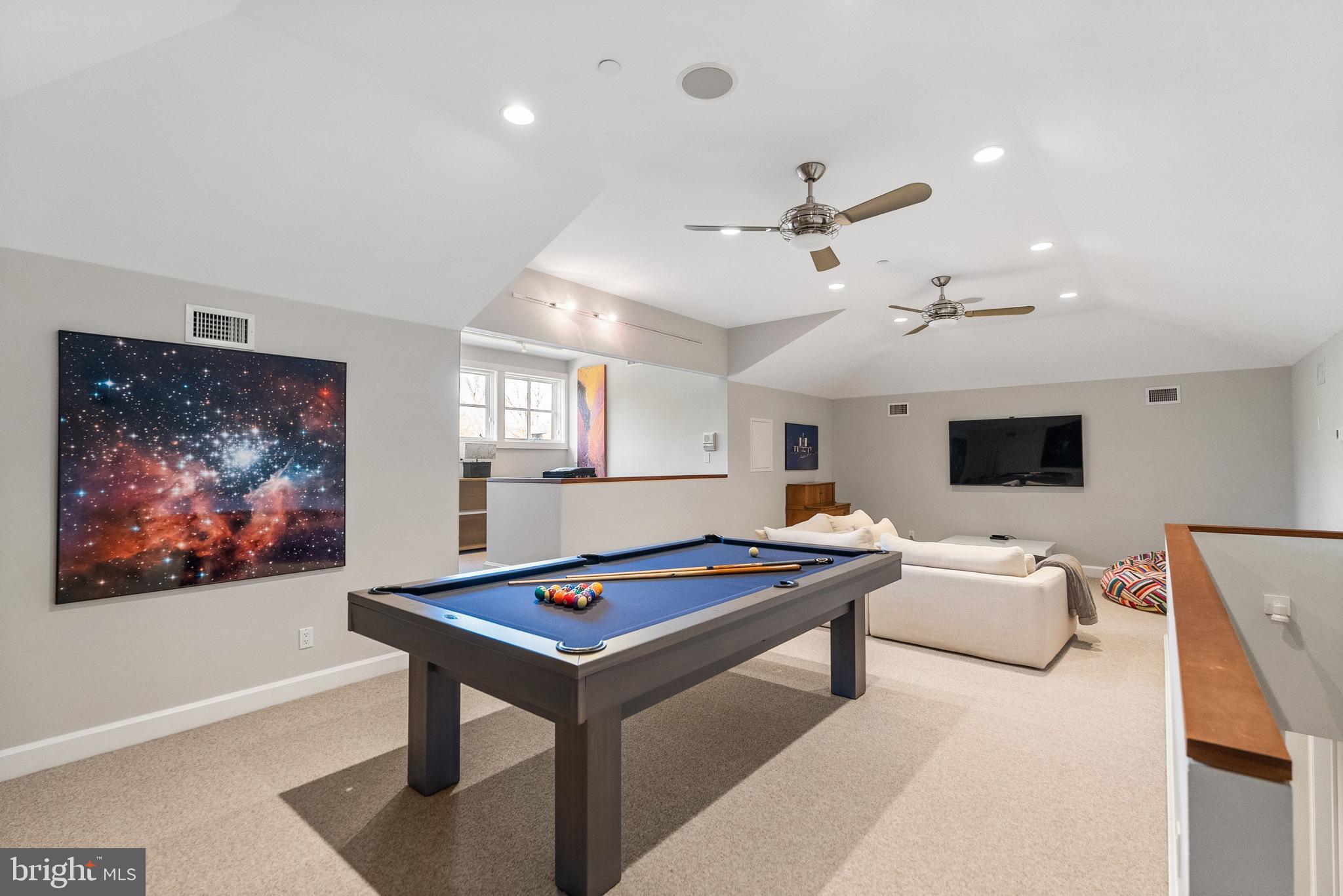 2845 CHESTERFIELD PLACE NW