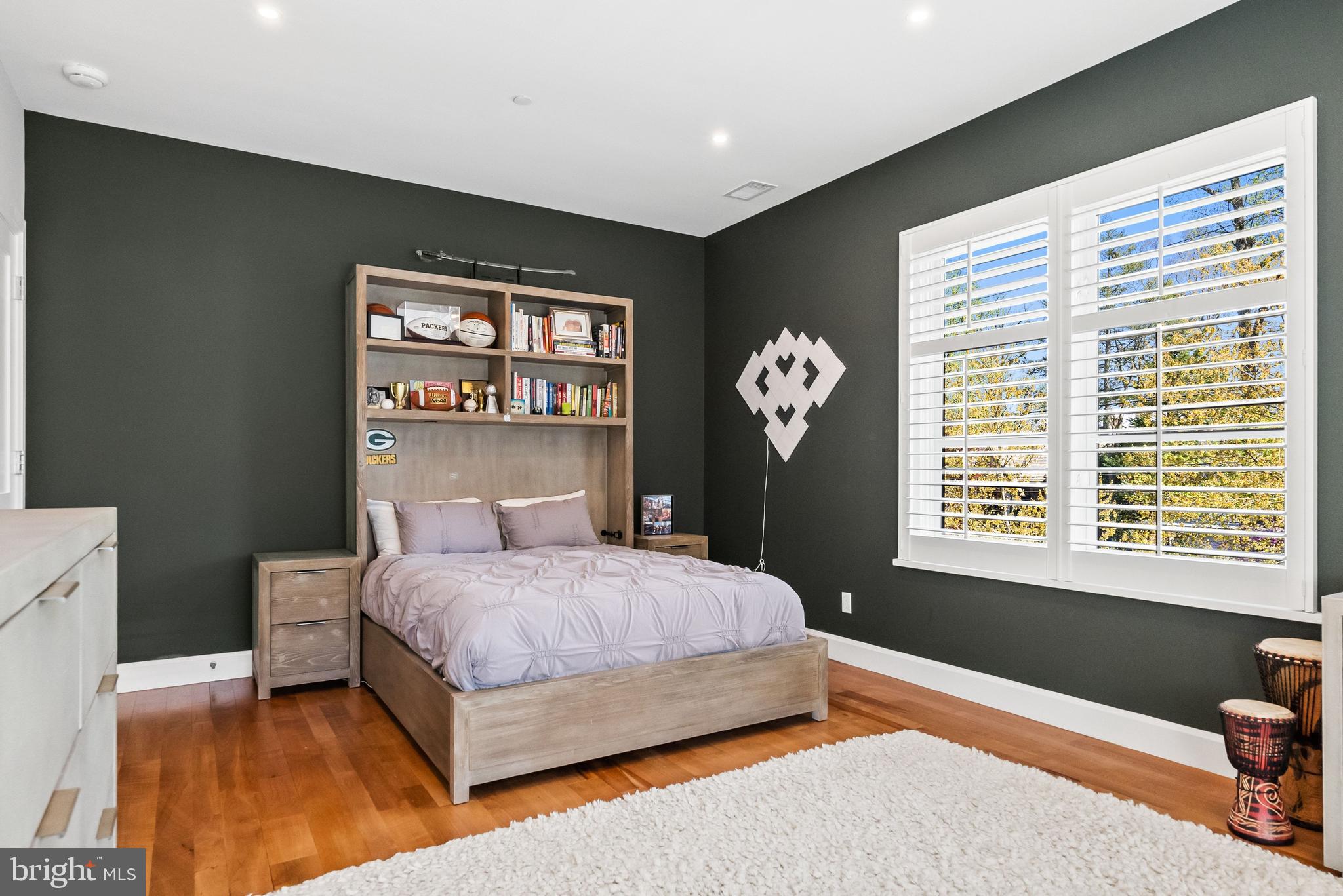 2845 CHESTERFIELD PLACE NW