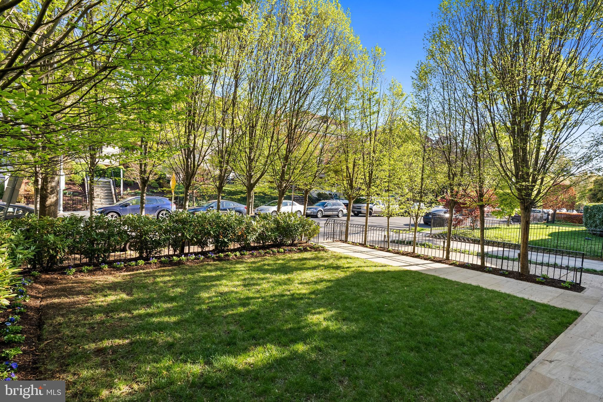 2107 WYOMING AVENUE NW