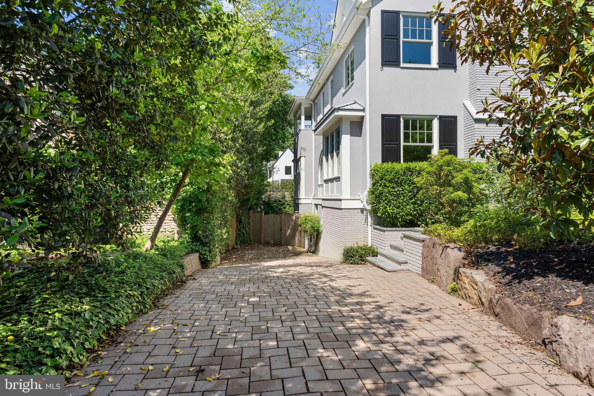2928 44TH PLACE NW
