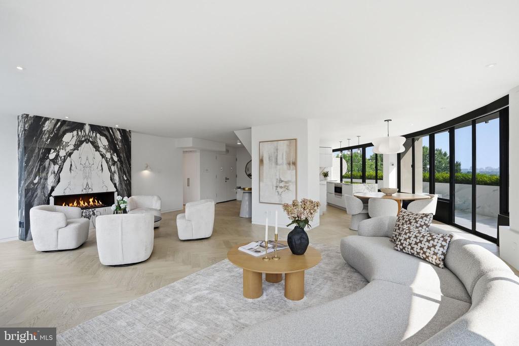 2500 VIRGINIA AVE NW Unit: 714-S