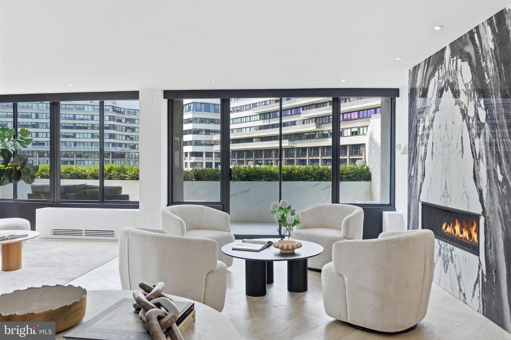 2500 VIRGINIA AVE NW Unit: 714-S