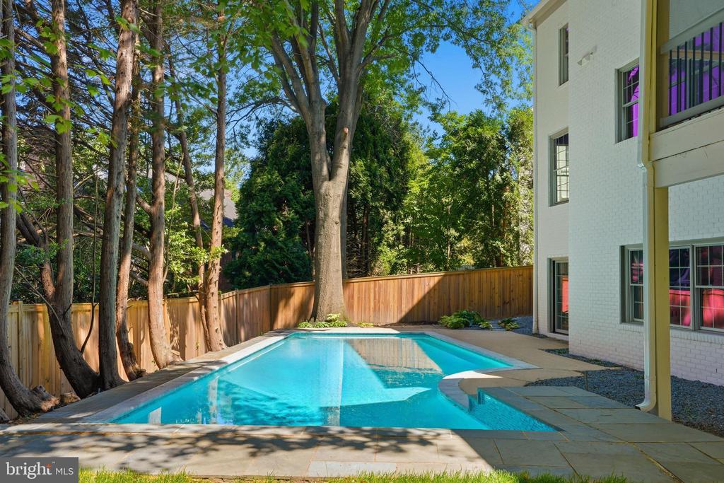 5108 52ND COURT NW