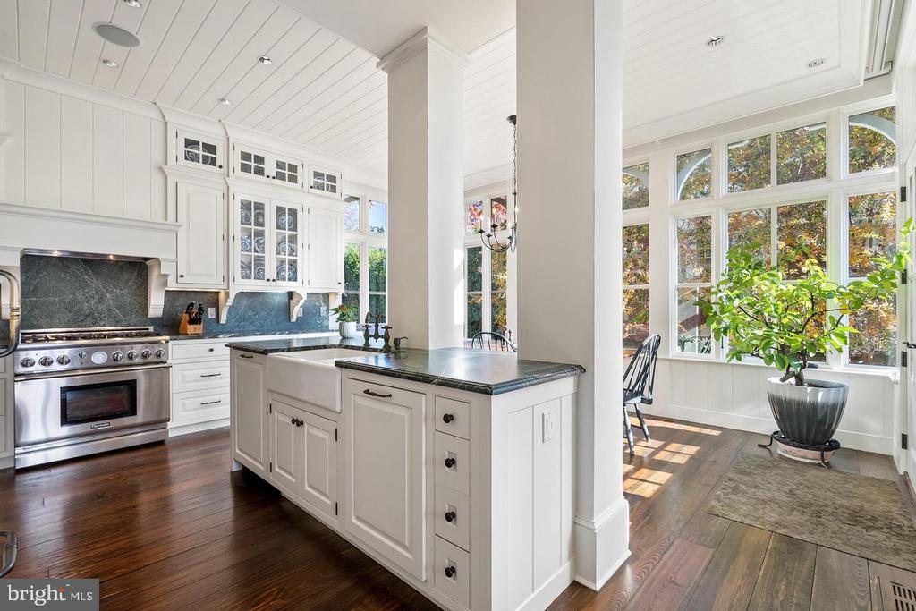 1601 28TH STREET NW