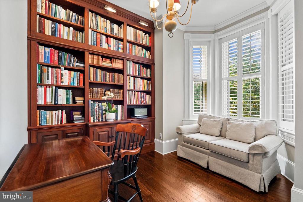 1601 28TH STREET NW