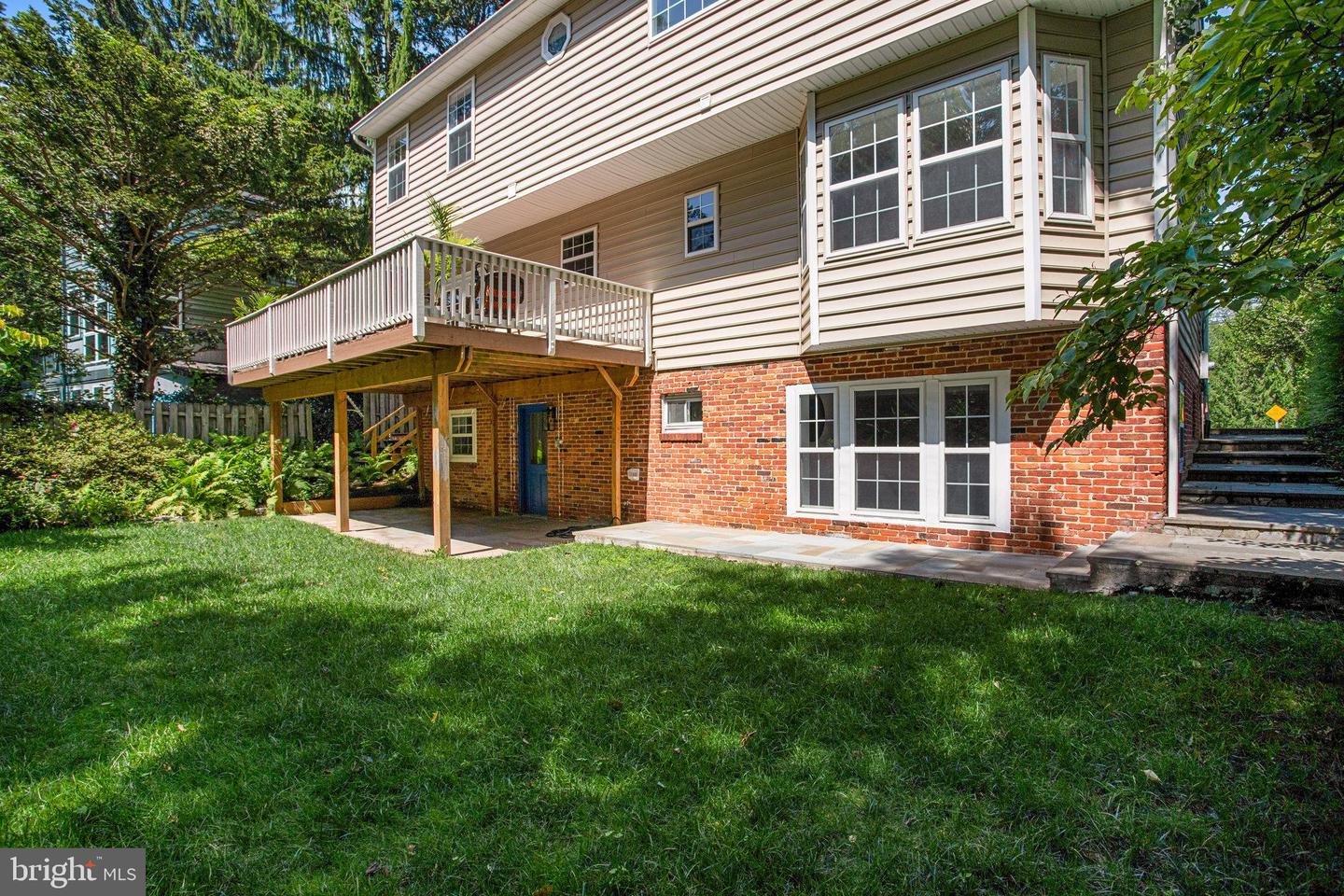 6440 Brookes Ln