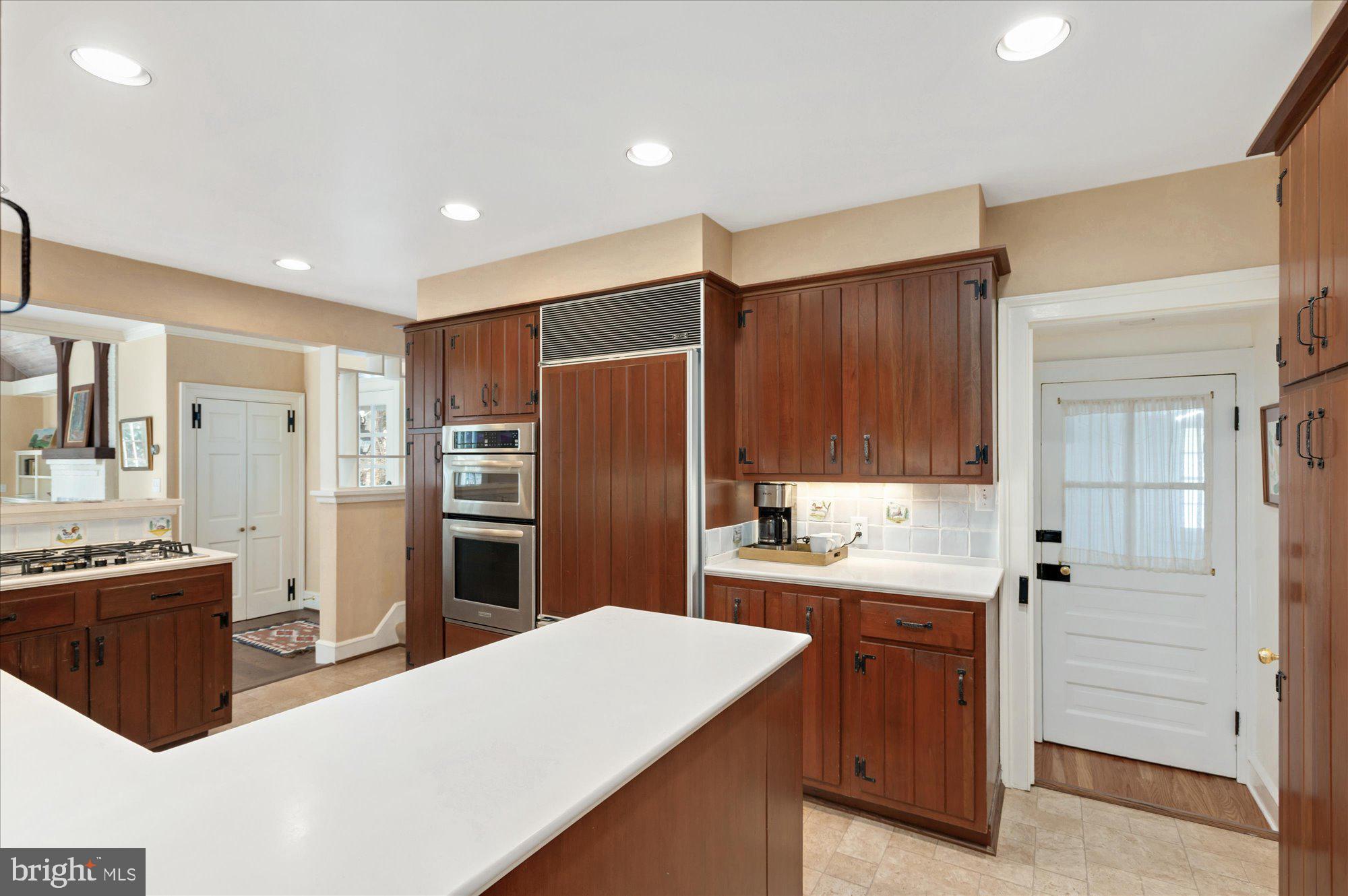 6420 BROOKSIDE DRIVE