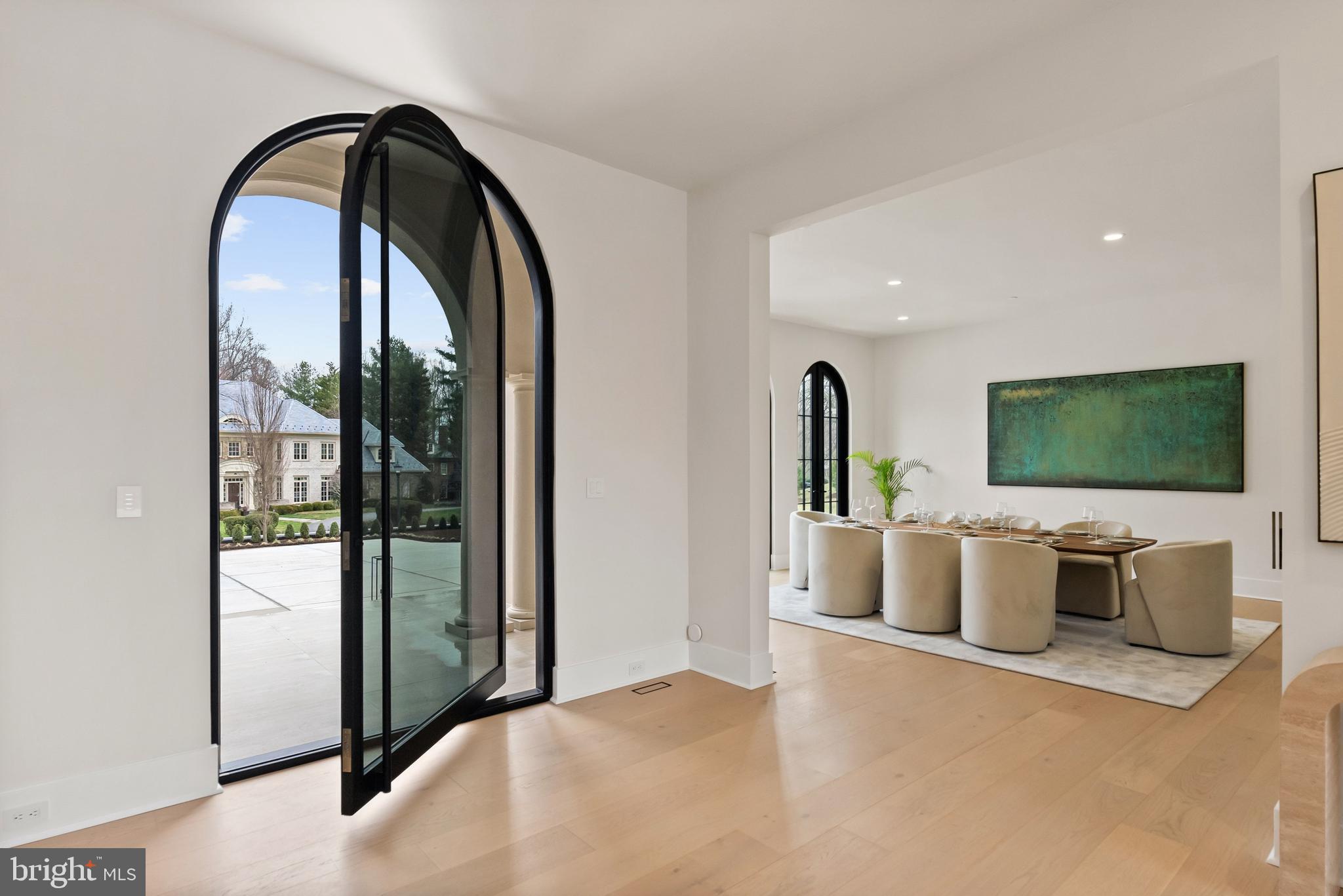 7112 NATELLI WOODS LANE