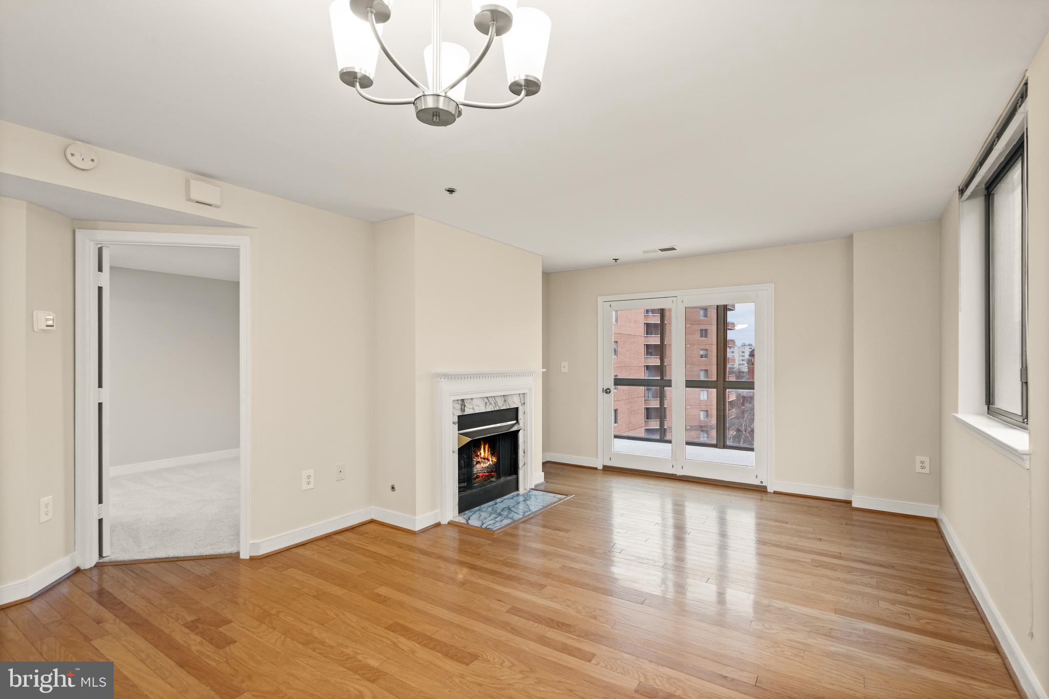 1050 N Taylor St N #1-702