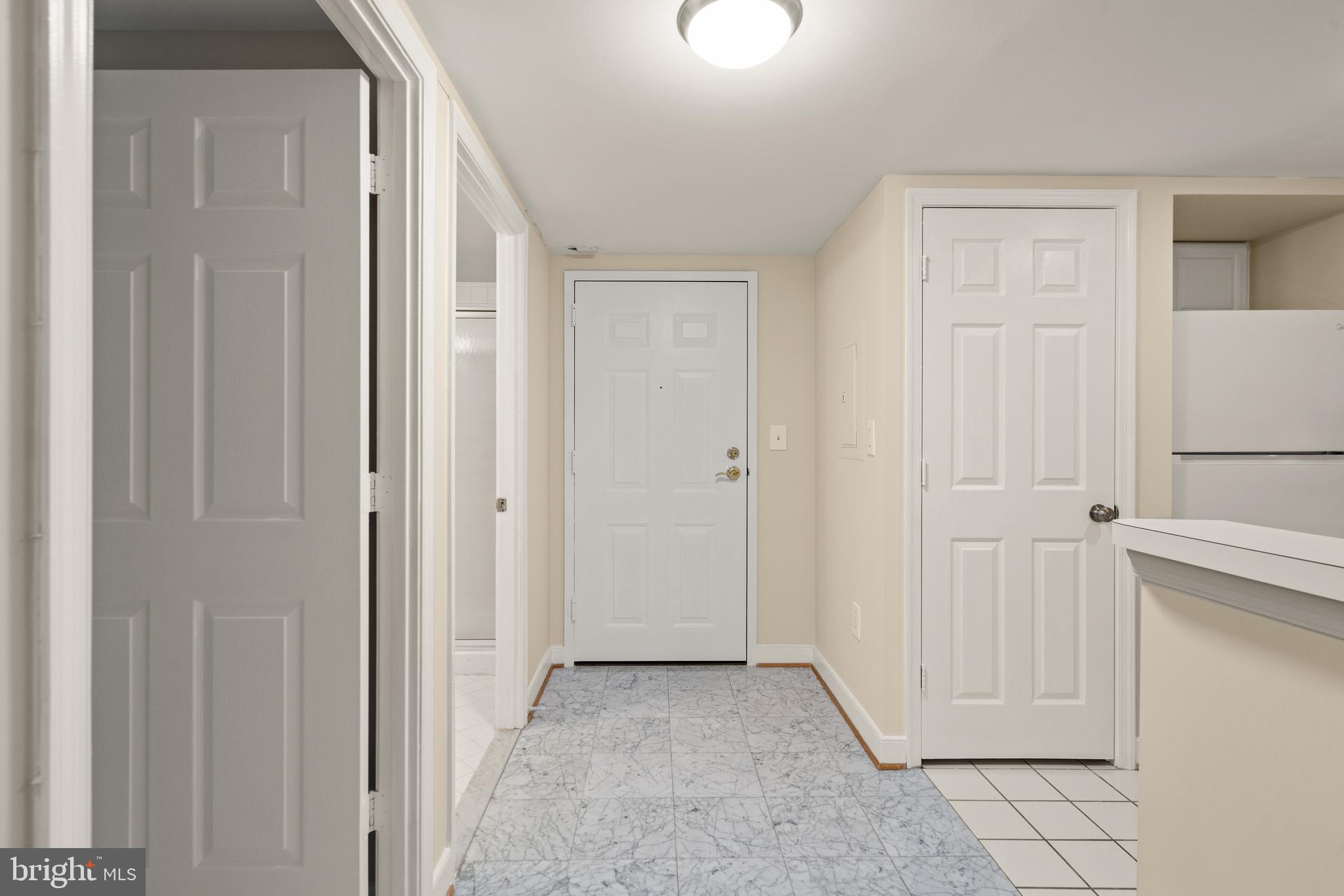 1050 N Taylor St N #1-702