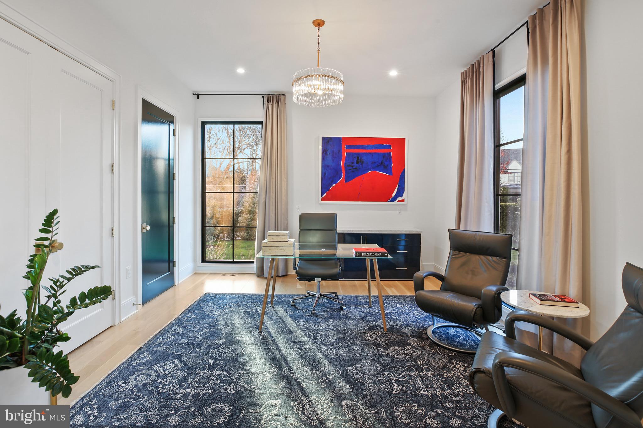 6029 Orris St - McLean