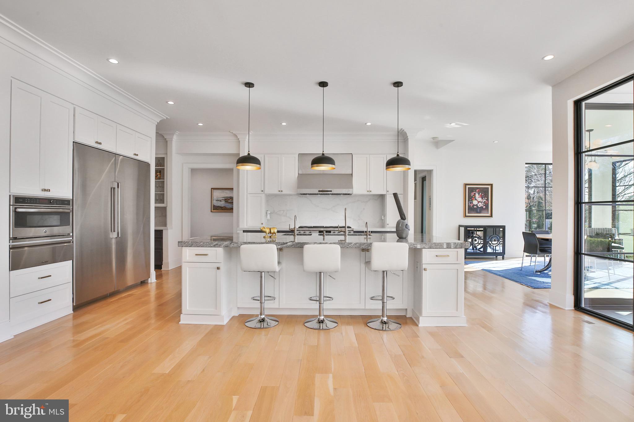 6029 Orris St - McLean