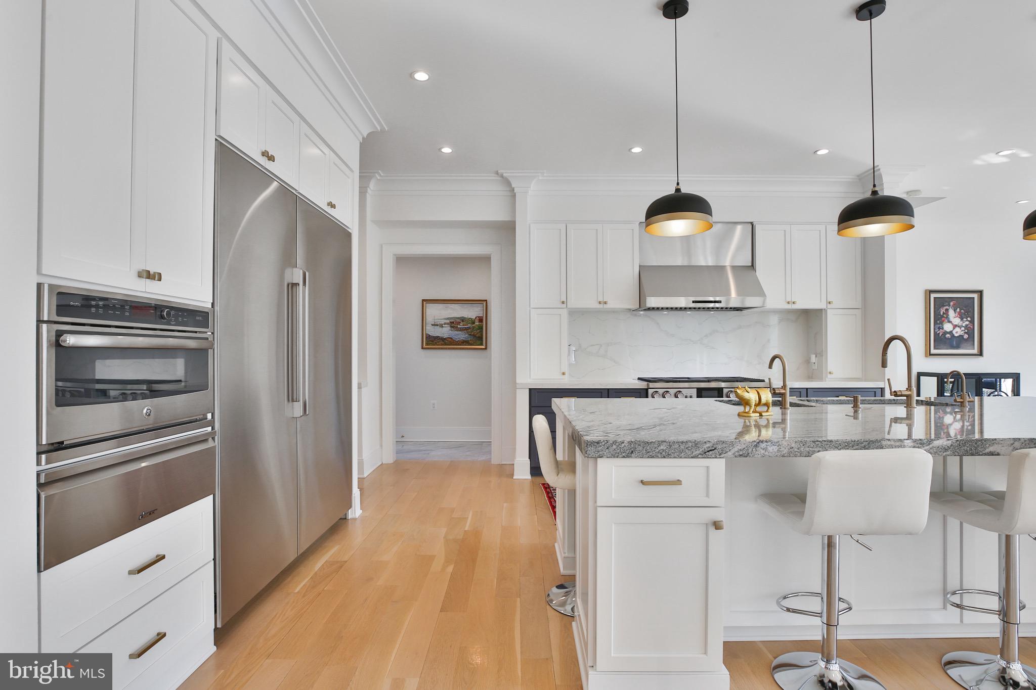 6029 Orris St - McLean