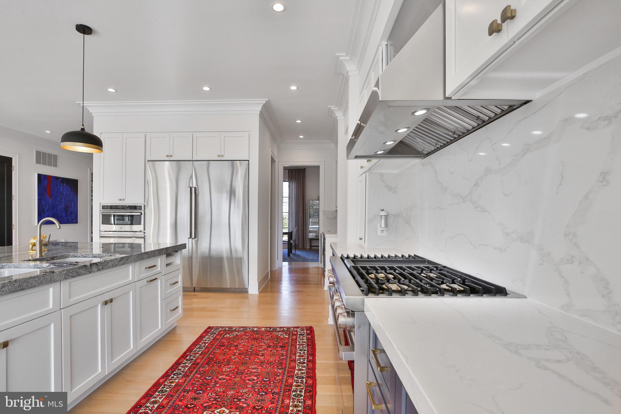 6029 Orris St - McLean