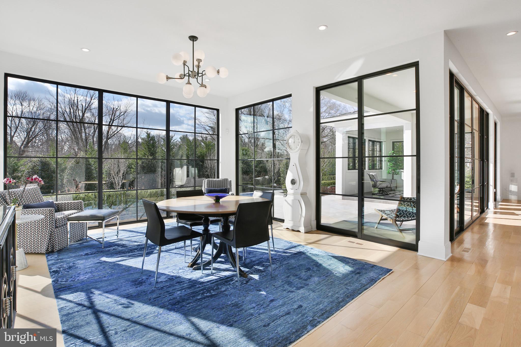 6029 Orris St - McLean