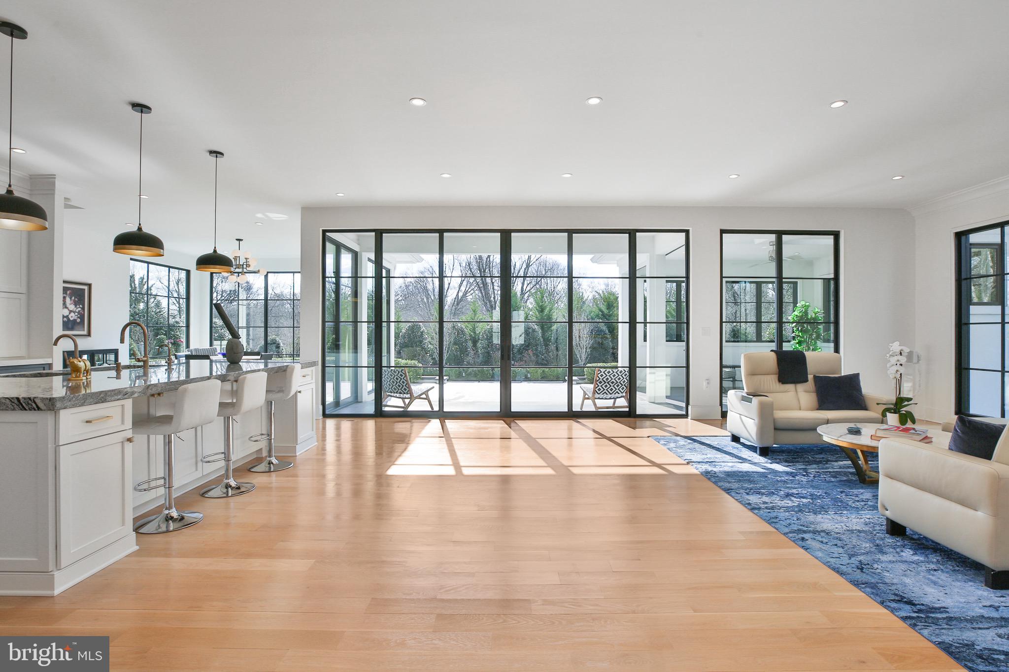 6029 Orris St - McLean