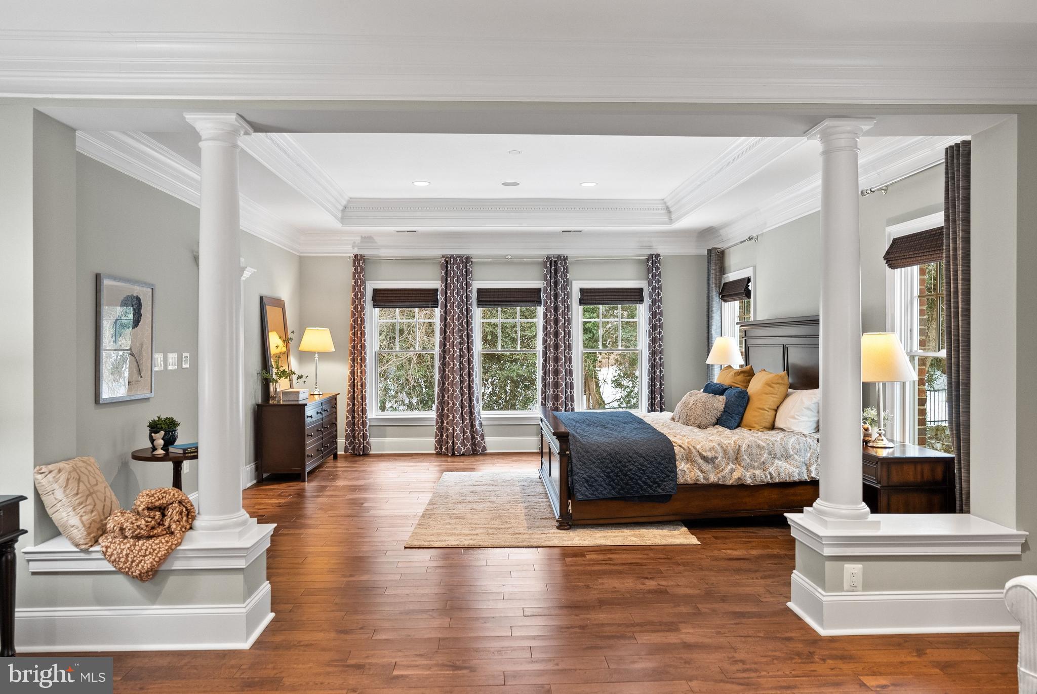 6817 STOCKWELL MANOR DRIVE