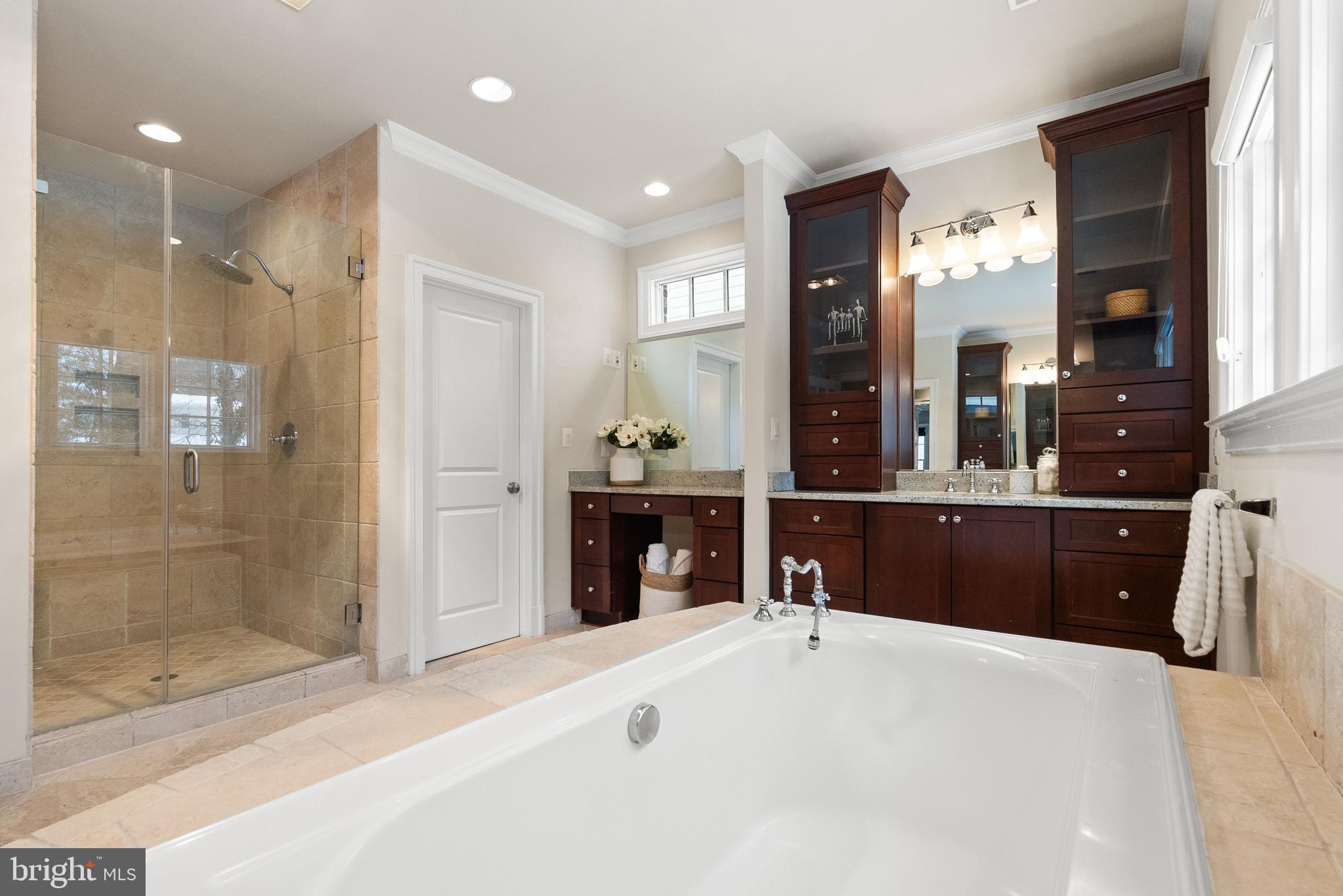 6817 STOCKWELL MANOR DRIVE