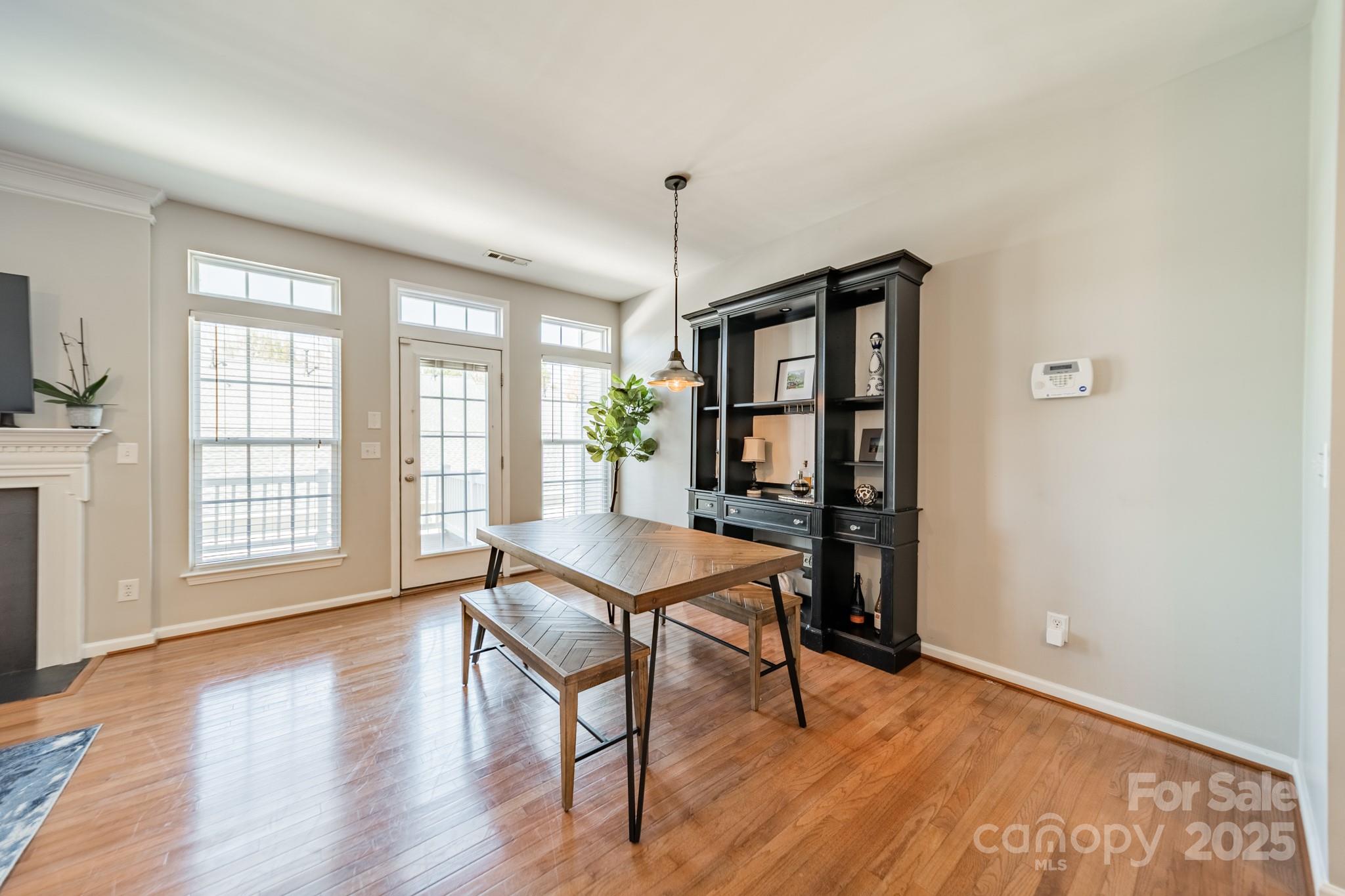 20559 Harbor View Drive