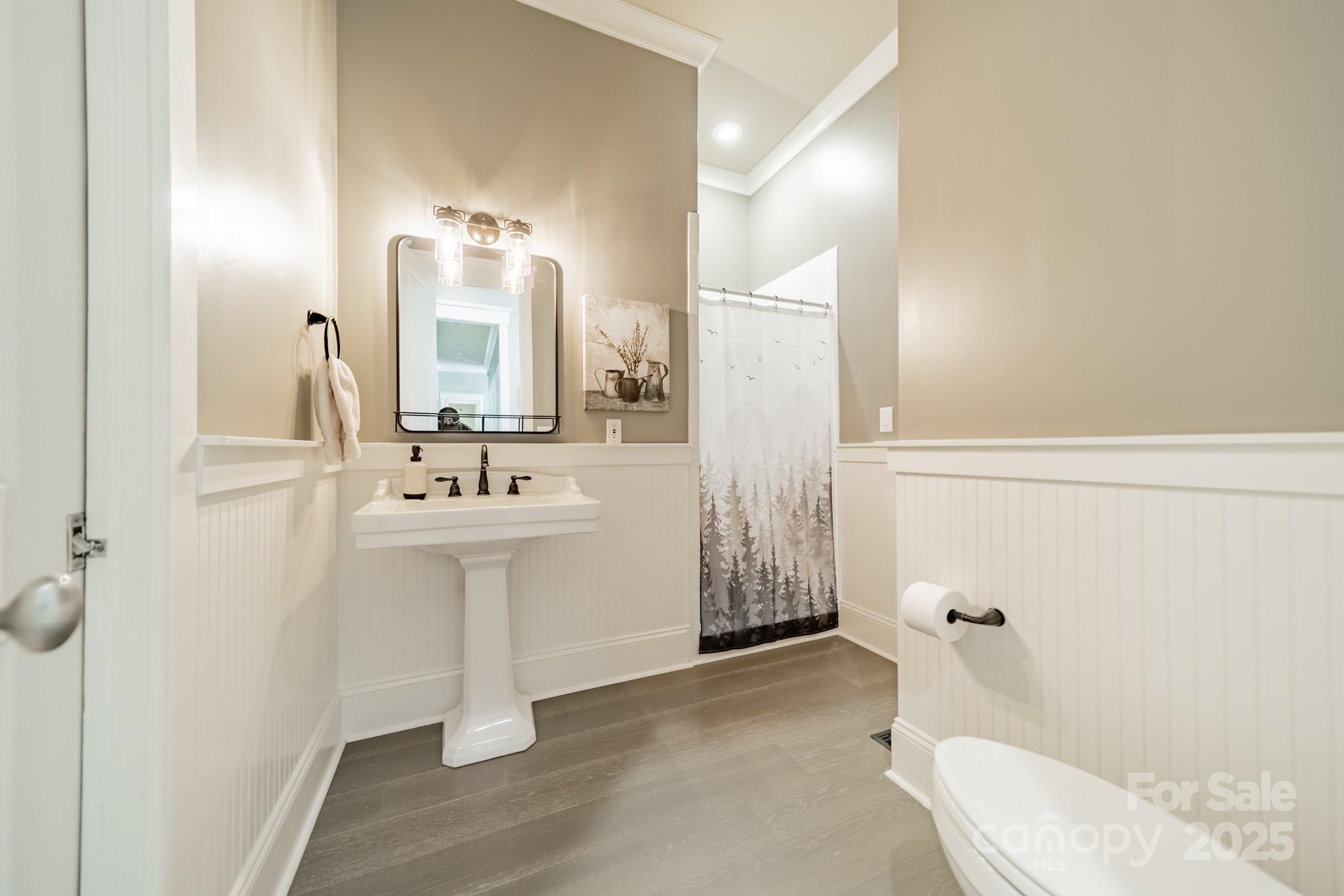 1946 Brawley School Road