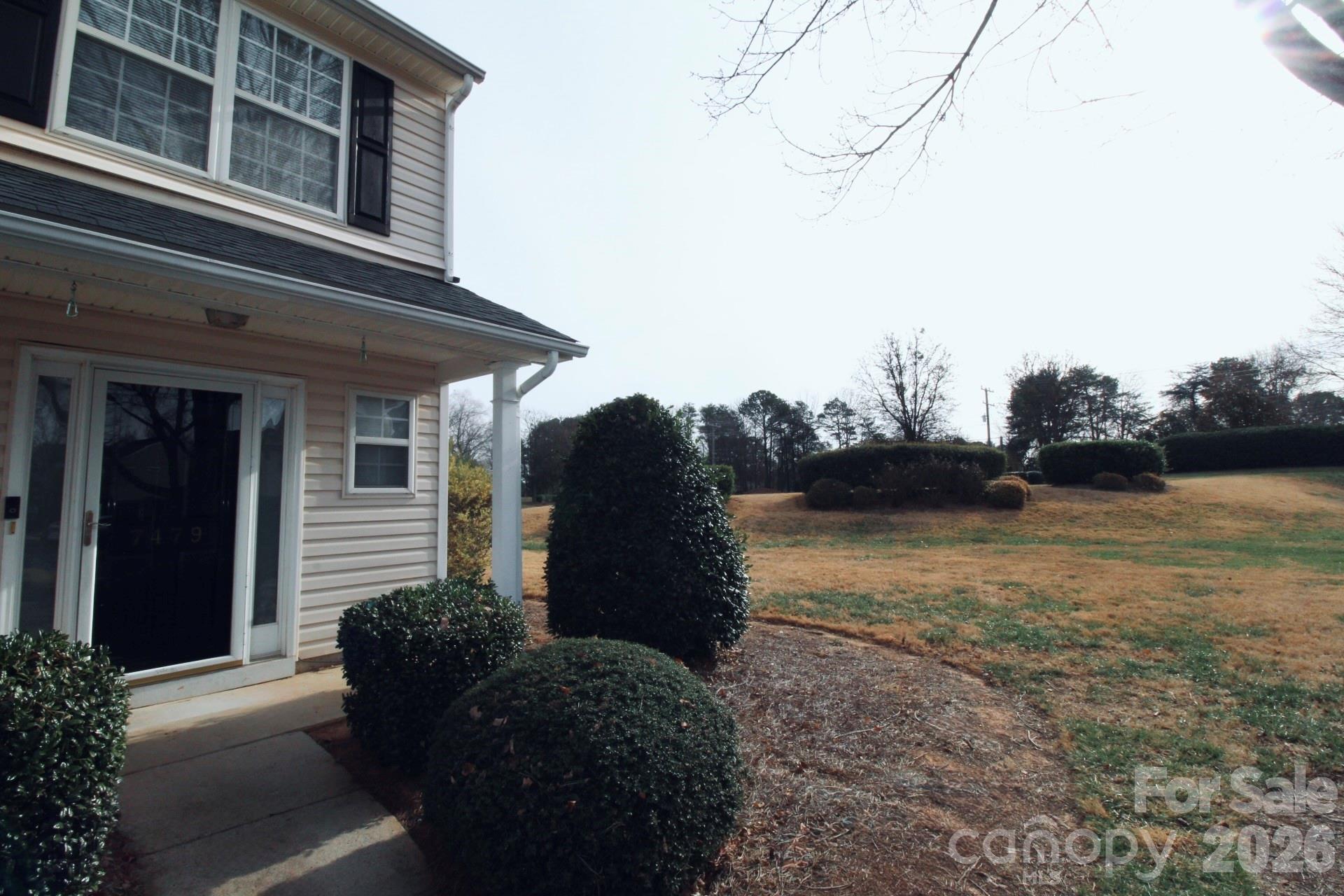7479 Bluff Point Lane Unit: 13