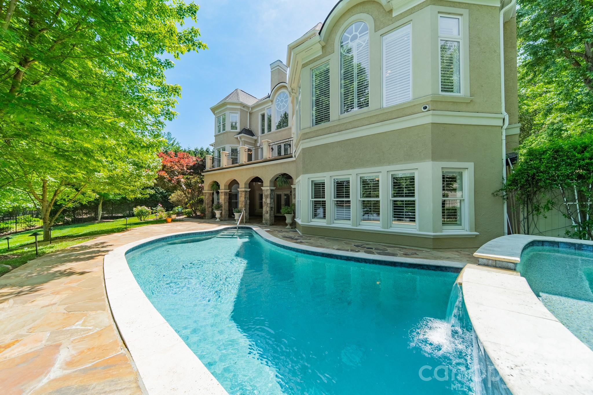 106 Hadley Harbor Court