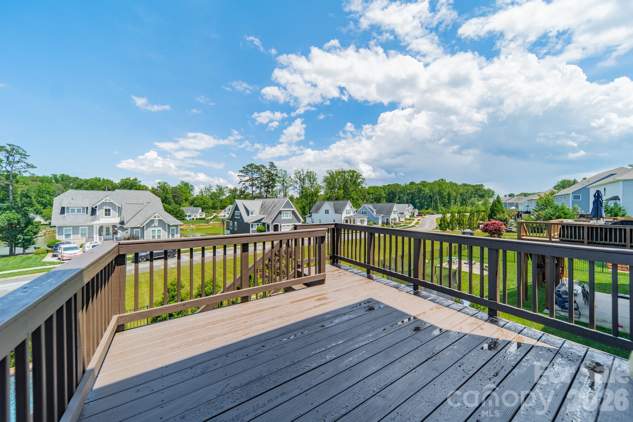 208 Canoe Pole Lane