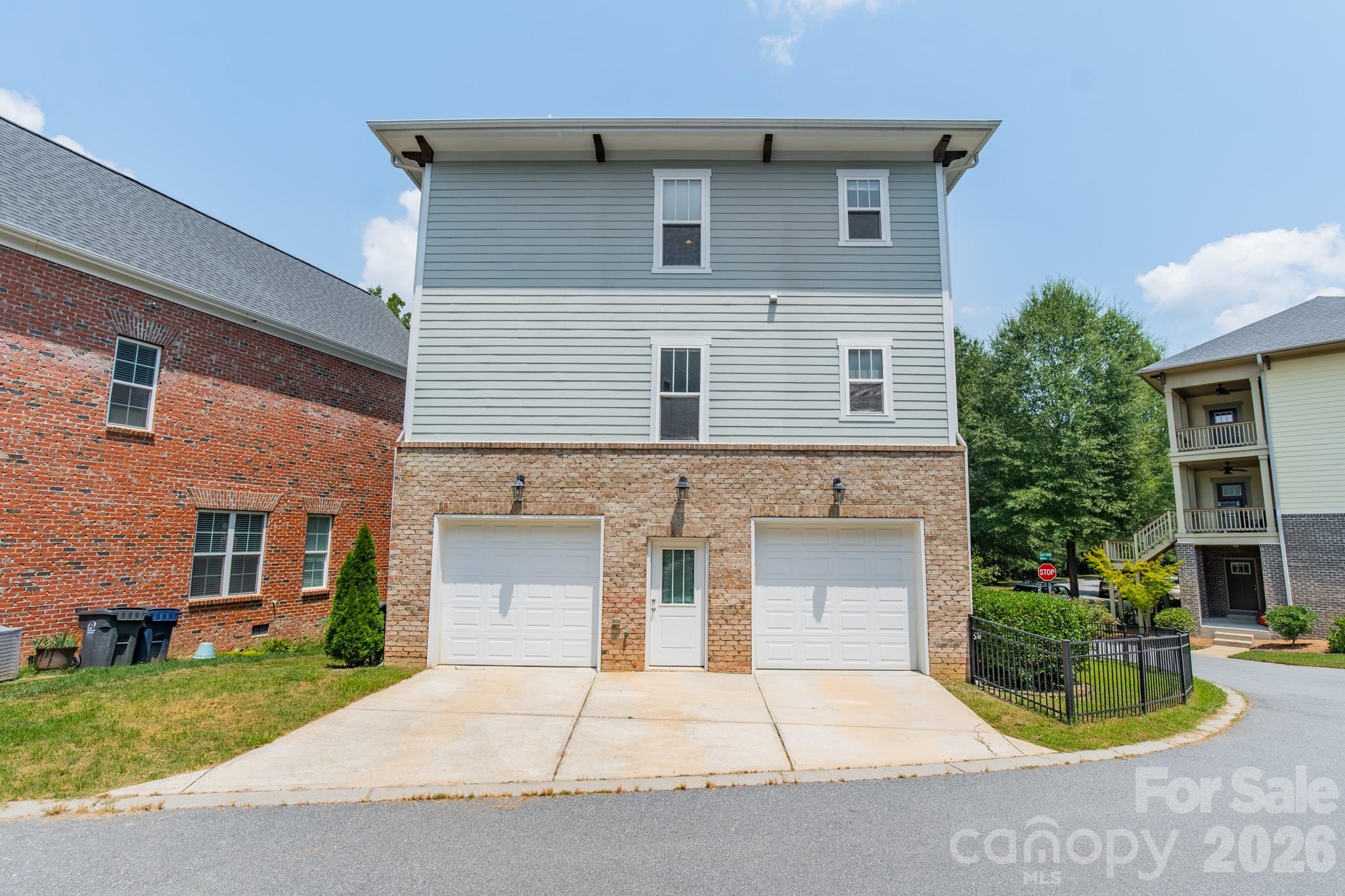 10236 Vanguard Parkway
