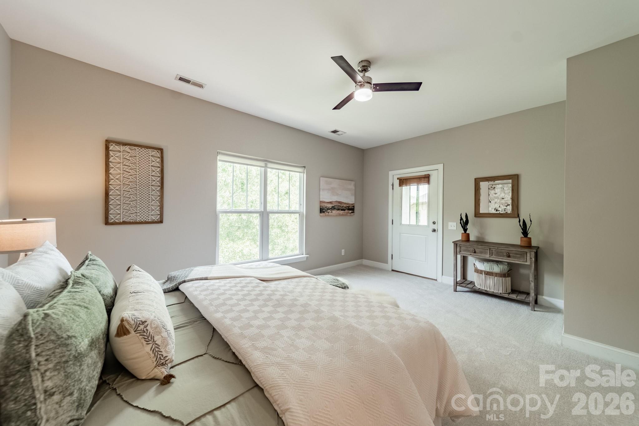 10236 Vanguard Parkway