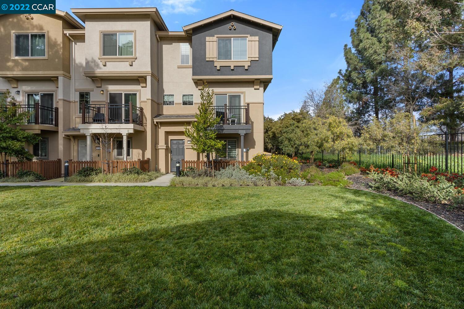 1260 Detroit Ave Unit: 5
