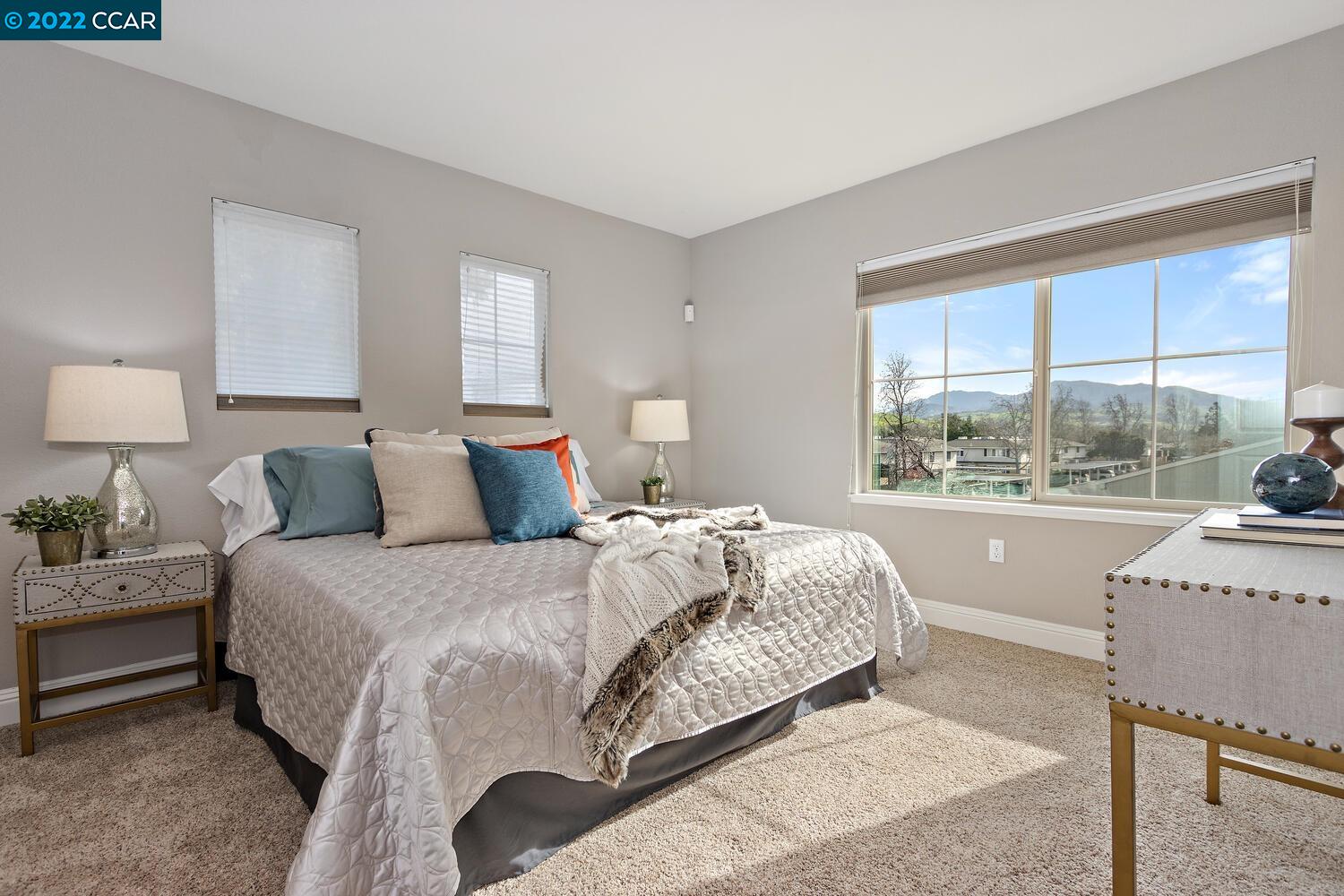 1260 Detroit Ave Unit: 5