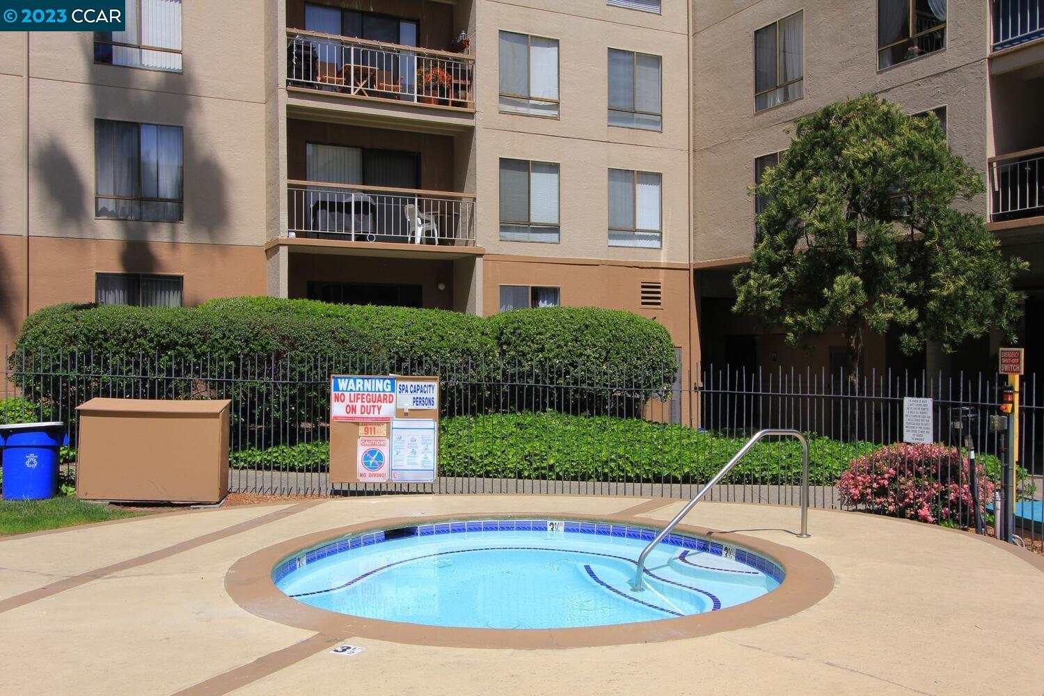310 N Civic Dr Unit: 401