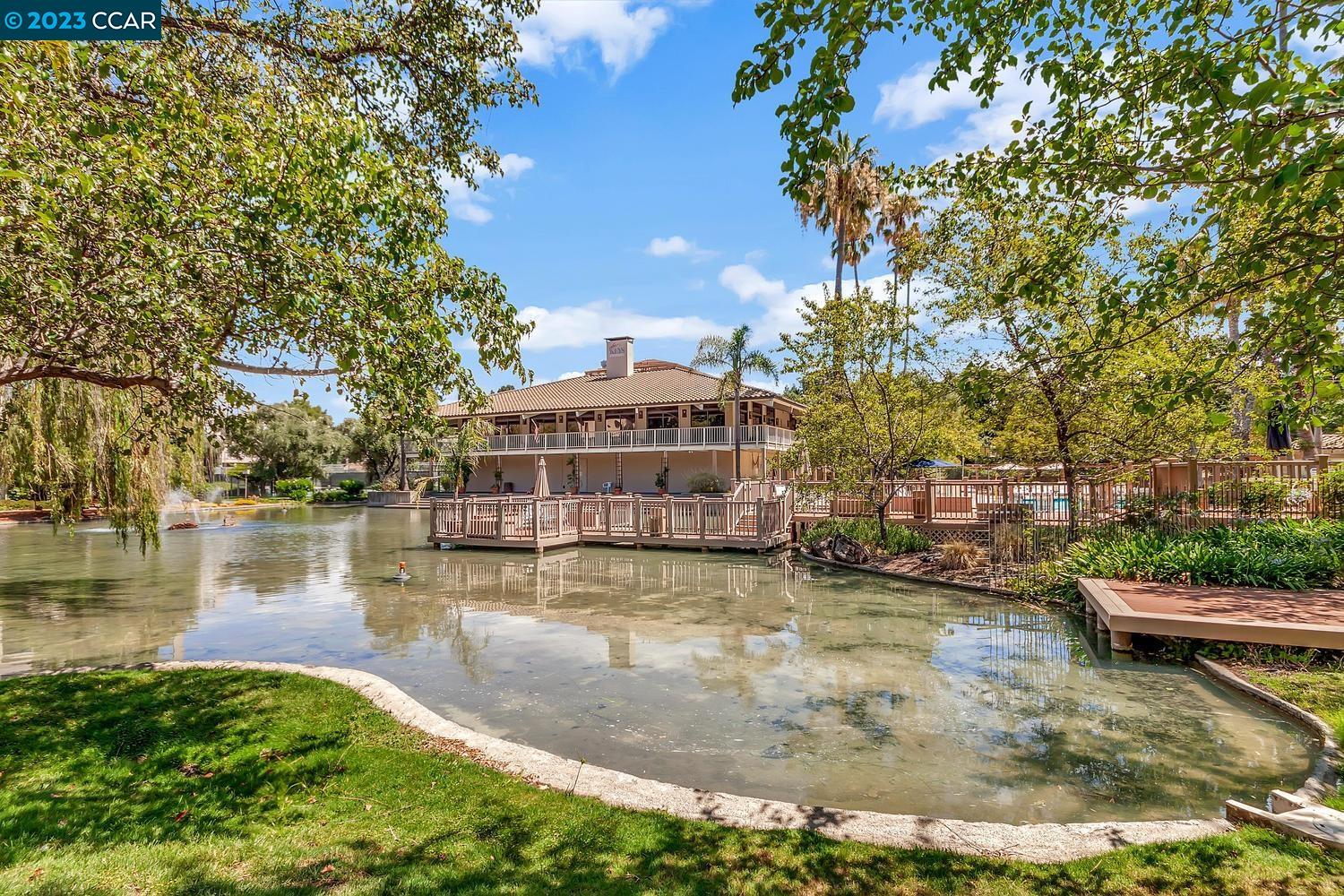 310 N Civic Dr Unit: 401