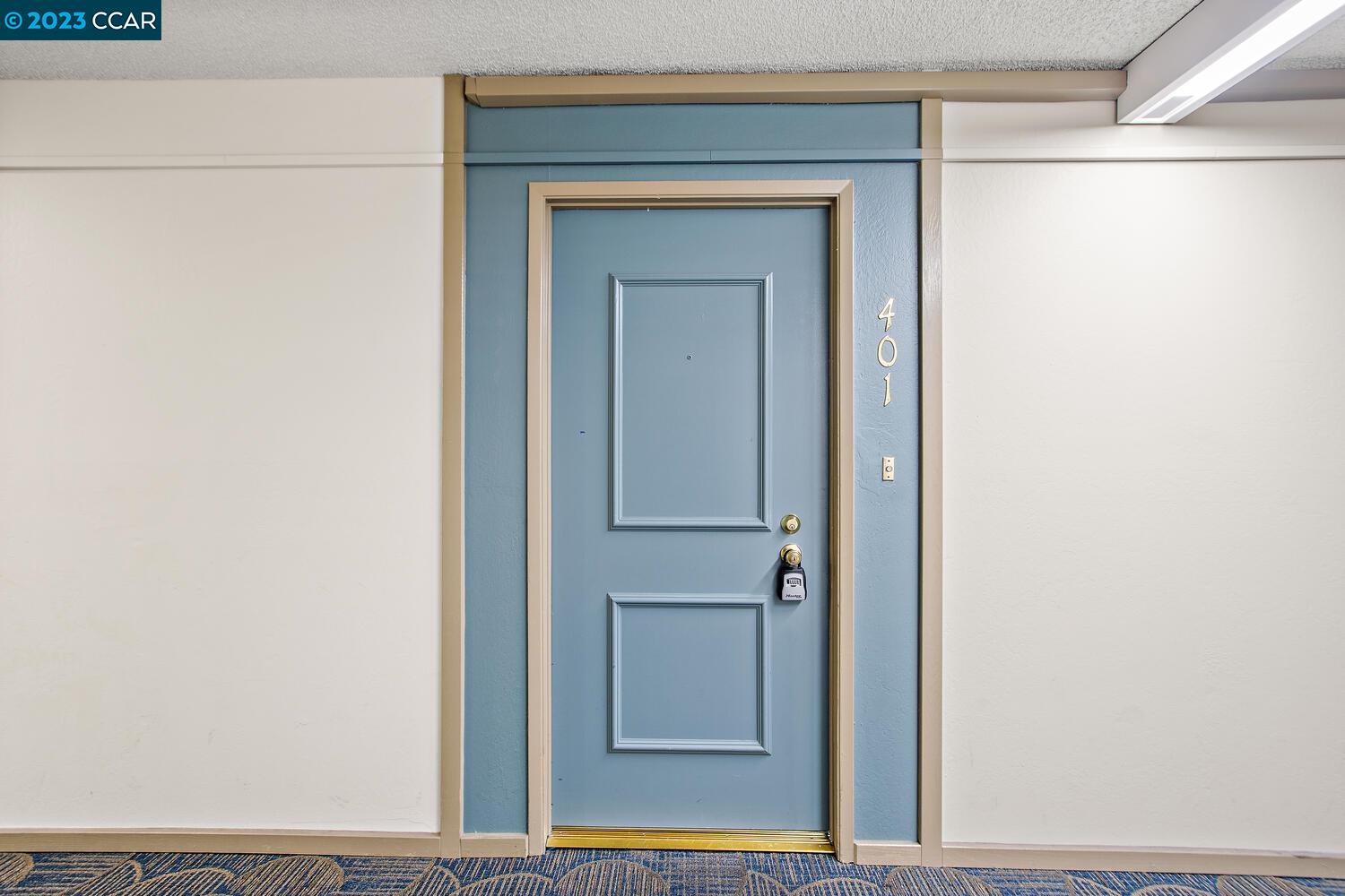310 N Civic Dr Unit: 401