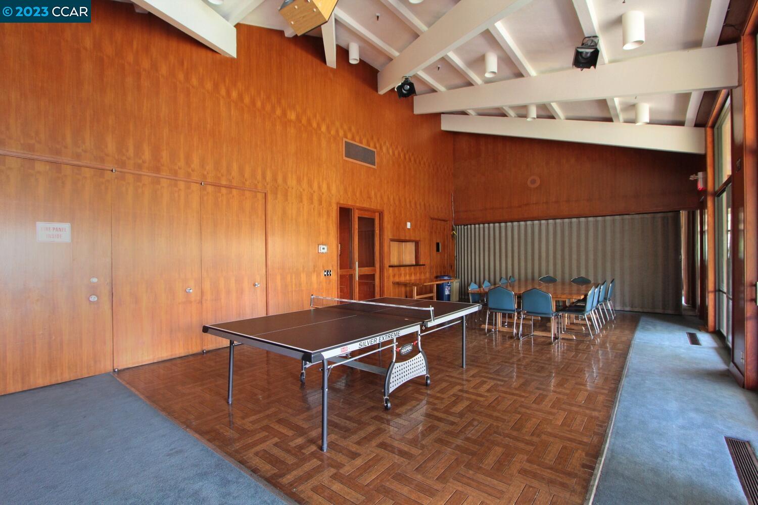 310 N Civic Dr Unit: 401