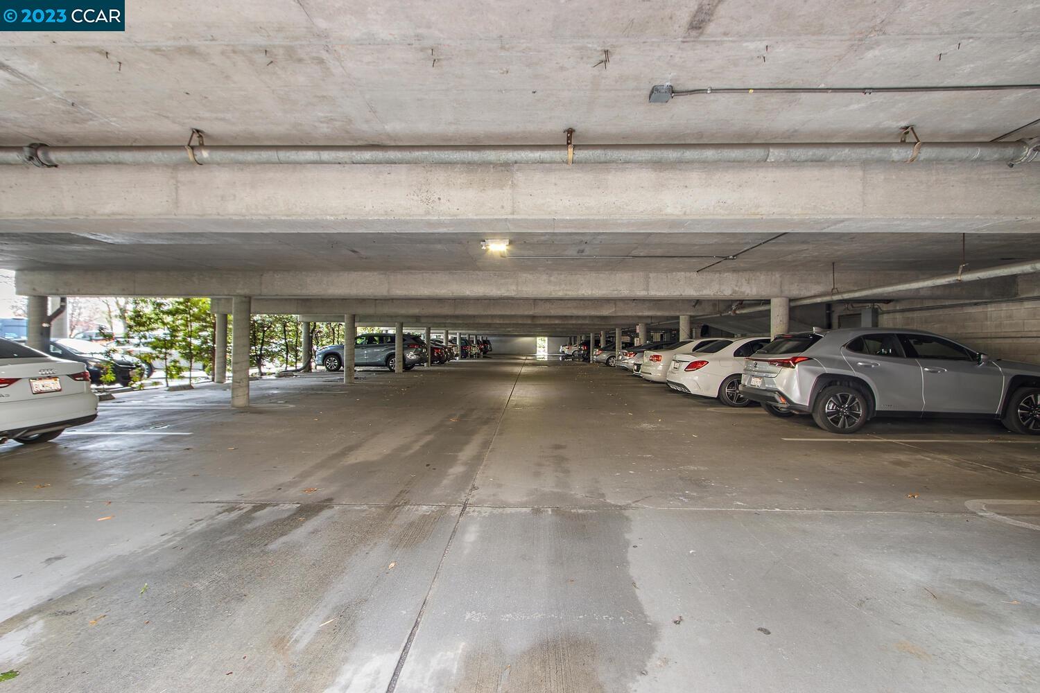 310 N Civic Dr Unit: 401