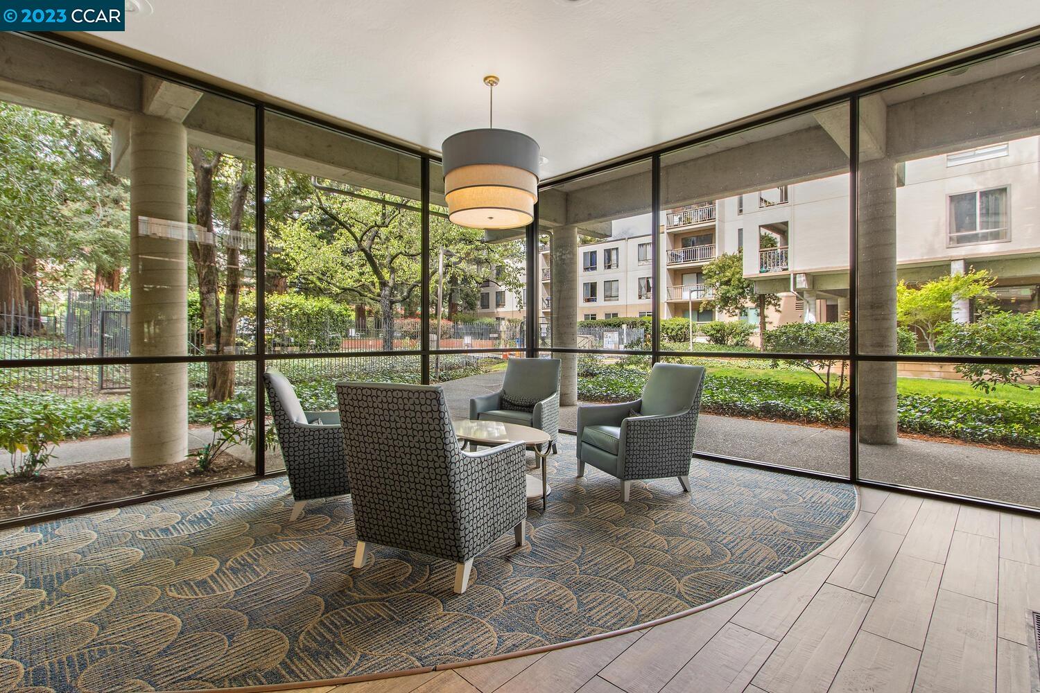 310 N Civic Dr Unit: 401